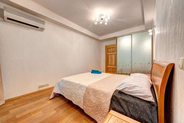 Апартаменты Apartment Lesi Ukrainky Blvd, 2 Киев-17