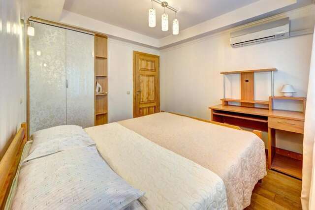 Апартаменты Apartment Lesi Ukrainky Blvd, 2 Киев-33